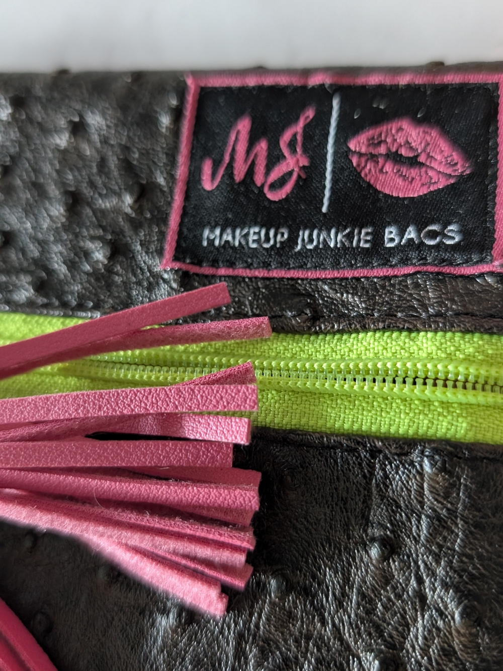 MJ Makeup Junkie Bags Zipper Makeup Bag, Black w/ Green Zipper & Pink Lining